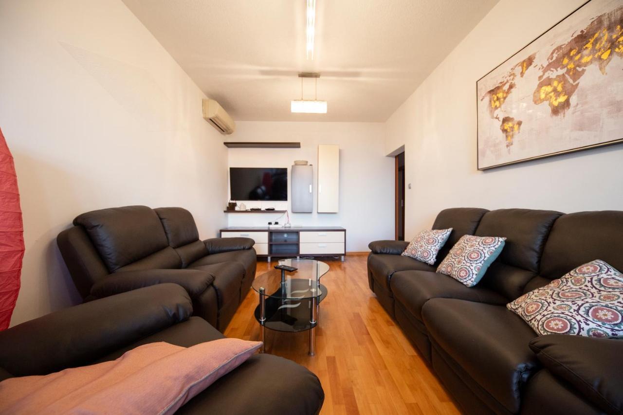 City&Sea View 2Br 4+2 자다르 외부 사진